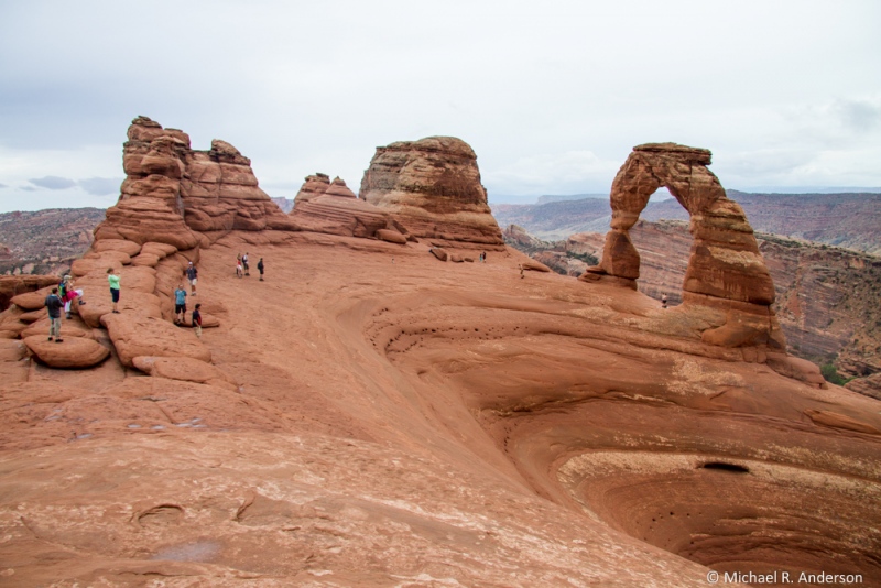 The hike to Delicate Arch